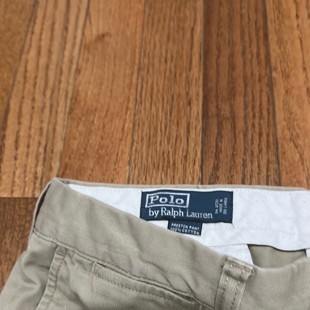 Ralph Lauren Tan Chinos 100 % Cotton Straight Leg Size 36x32 - Picture 2 of 6